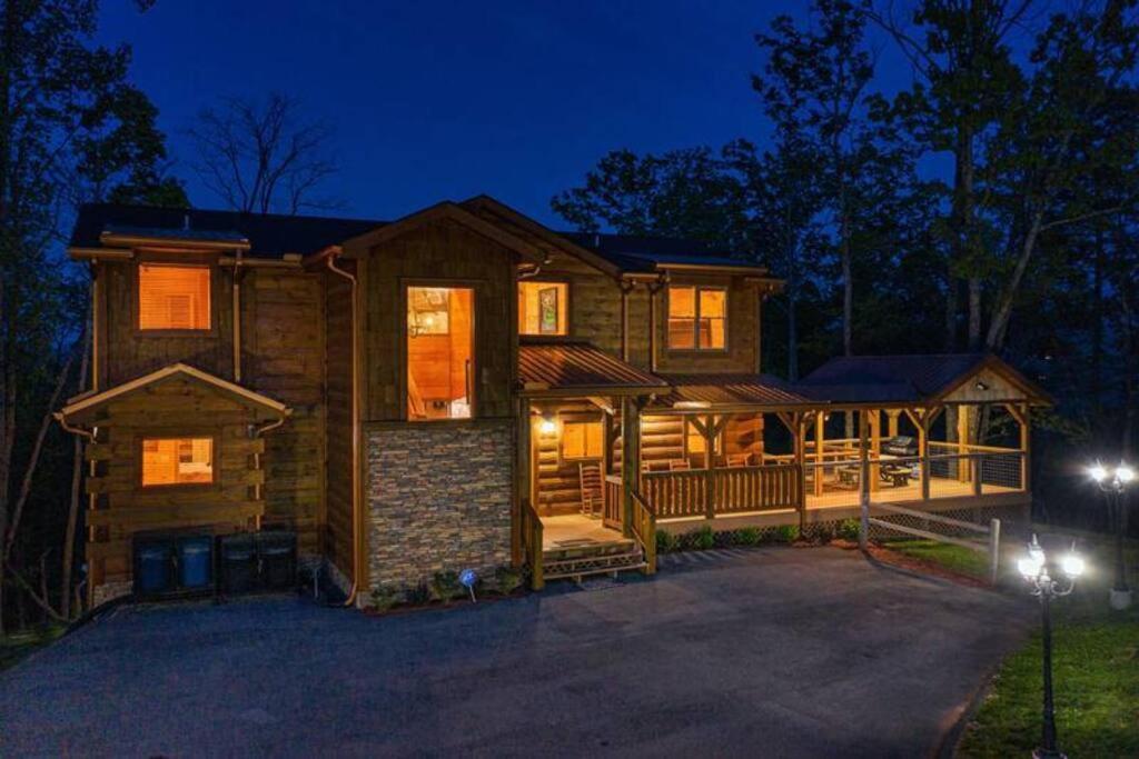 The Appalachian - Your Pigeon Forge Dream Cabin Sevierville Exterior photo